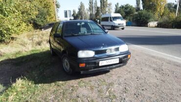 самый дешёвые машины: Volkswagen Golf: 1994 г., 1.6 л, Механика, Бензин, Хэтчбэк