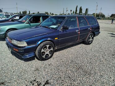 домкрат для машины: Toyota Camry: 1987 г., 2 л, Механика, Бензин, Универсал