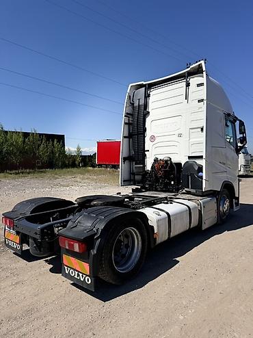 волво фш: Тягач, Volvo, Без прицепа — 6