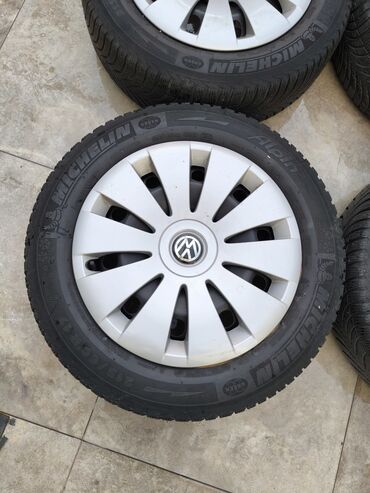 Gume i felne: Set od 4 kompletna točka za Volkswagen. - Gume: Michelin Alpin (M+S — 3