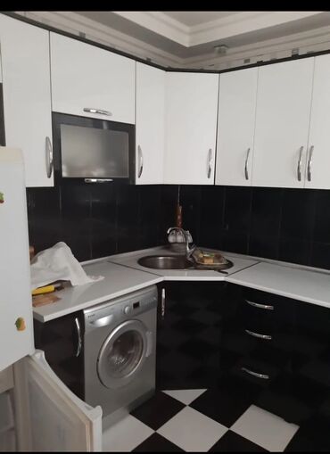 Uzunmüddətli kirayə mənzillər: Satılır/icarəyə təqdim olunur: geniş və işıqlı mənzil Plan: - Geniş — 14