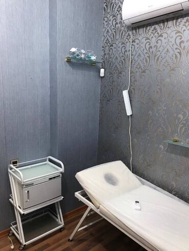 Digər kommersiya daşınmaz əmlakı: Nizami metrosunun yaxınlığında yerləşən 127 kv sahəsi olan təmirli — 17