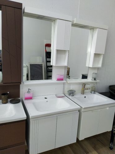 hamam kafeli: Hamam üçün asma mebel dəsti - Ağ rəngli, minimalist dizayn - Lavabo