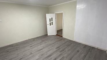 Продажа полдома: 🔥🔥🔥СРОЧНО САТЫЛАТ!!!!ПОЛ ДОМА 🏡Уй: 50 м2 ТУАЛЕТ+ДУШ Үйдун ичинде👌 — 10