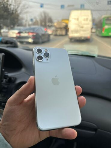 Apple iPhone: IPhone 11 Pro, Б/у, 256 ГБ, Белый, Чехол, Кабель, 100 %