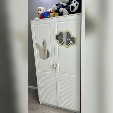 куплю морозилку б у: ☀️Dolab 200 azn Mdf boyadir.Hec bir sinigi yoxdur.Hundurluk 180, en