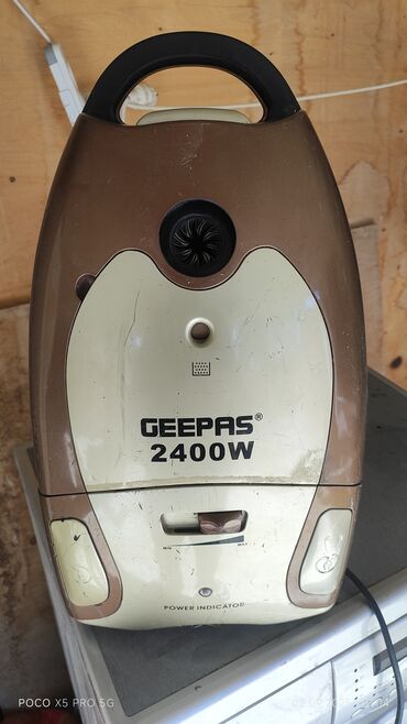 Физика: Geepas tozsoran – 2400W Çox xahiş edirəm vatcapa yazın mənə burda