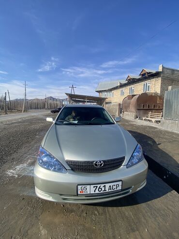 колф 3: Toyota Camry: 2003 г., 3 л, Автомат, Бензин, Седан