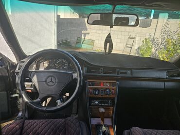 Mercedes-Benz: Mercedes-Benz W124: 1993 г., 3.2 л, Автомат, Бензин, Седан