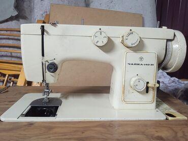 купить швейную машину в бишкеке: Швейная машина Chayka, Полуавтомат