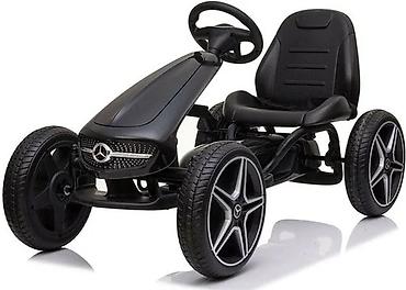 modne patike: Formula na pedale Mercedes-Benz, crna – licencirani model za decu — 1