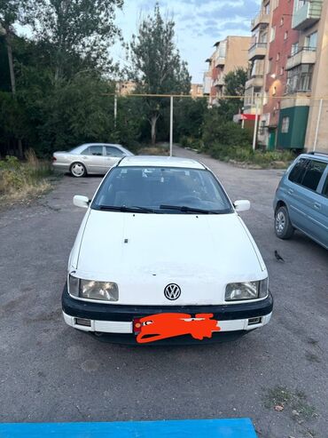 авто насос: Volkswagen Passat: 1991 г., 2 л, Автоматтык, Бензин, Седан