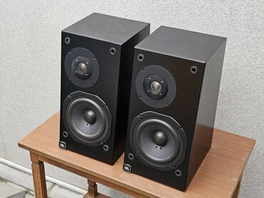Zvučnici i stereo sistemi: JBL dvosistemske bookshelf zvučne kutije - Brend i model: JBL — 7