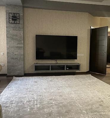 2 bedroom: Современная меблированная квартира с дизайнерским интерьером в стиле — 3