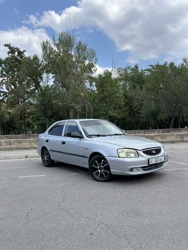 машина баасы: Hyundai Accent: 2004 г., 1.5 л, Механика, Бензин, Седан