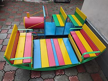 Детские качели: Качеля качалка лодочка.
Вместимость детей от 2 до 6 детей — 4