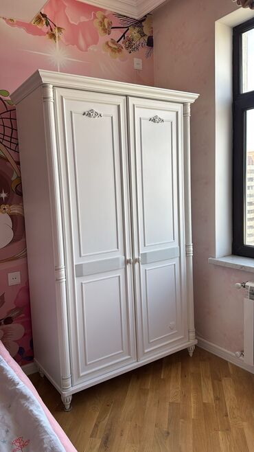 Digər mebel: NigDolab 250azn. Unvan Nerimanov Nigaz