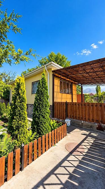 дом участок в лебединовке на первой линии: 2 комнаты, 60 м², 7 соток, Электричество, Холодная вода — 3