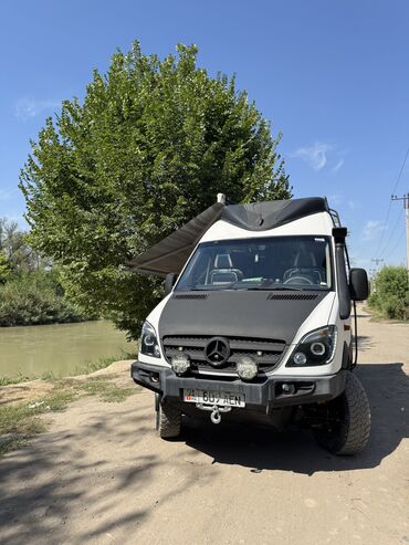 домик на колесо: Mercedes-Benz Спринтер: 2013 г., 3 л, Типтроник, Дизель, Бус