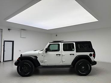 Jeep Wrangler: 2021 г., 2 л, Автомат, Бензин, Внедорожник
