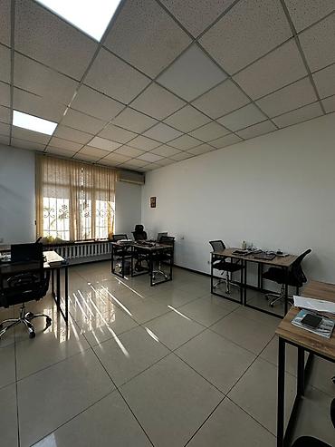 Аренда офисов: Сдаётся в офис в центре Бишкека Идеальное пространство для вашего — 7