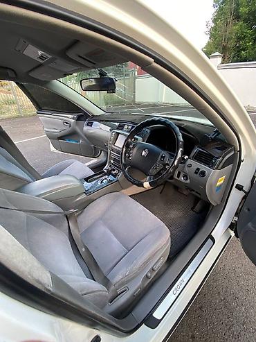 буксир машина: Toyota Crown: 2004 г., 3 л, Автомат, Бензин, Седан — 8