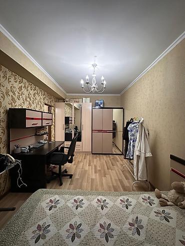 2 8: 2 комнаты, 65 м², 7 мкр Элитка, 8 этаж, Требуется ремонт — 5