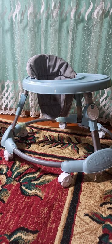 развивающие игрушки для детей от 3 лет: Детские ходунки Bebeton в сине-сером цвете с регулировкой по высоте и