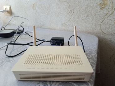 Модемы и сетевое оборудование: Wifi. 15 azn