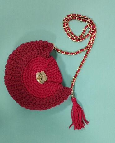 Çantalar: Toxunma çantalar,bütün çantalar hal hazırda əldədir 30 azn — 3