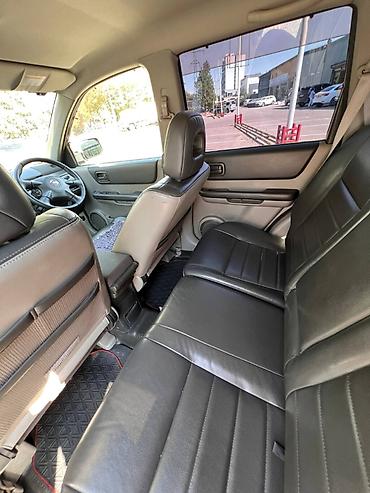 алмашаи: Nissan X-Trail: 2003 г., 2 л, Автомат, Бензин, Кроссовер — 9