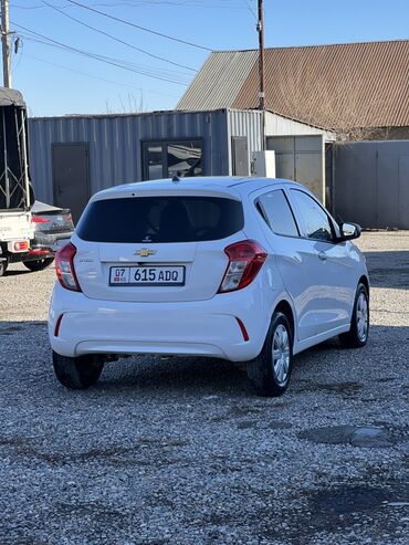 Chevrolet: Chevrolet Spark: 2019 г., 1 л, Автомат, Бензин, Хэтчбэк — 4