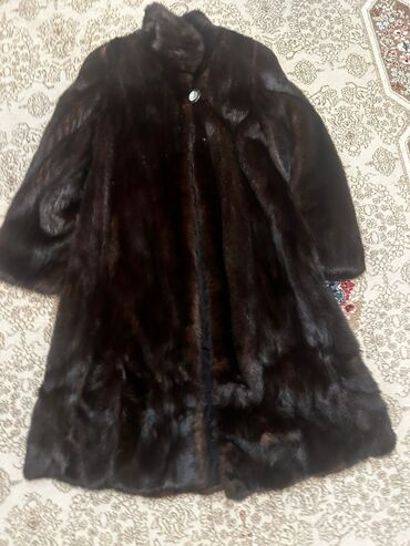 женские шубы из енота: Шуба, цвет - Коричневый