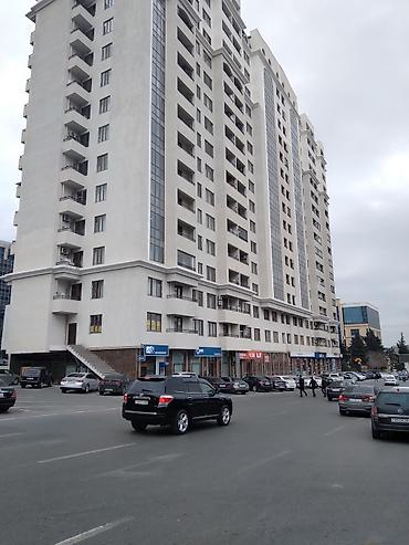 11 otaqlı ofis Komunal xərclər qiymətə daxildir .Vasiteçilər z.o