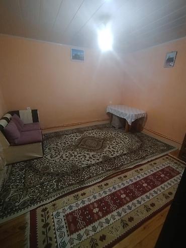 Həyət evləri və villalar: 45 kv. m, 2 otaqlı, Kanalizasiya, Su, Telefon — 2