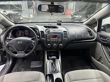 sideniya: Kia Forte: 1.8 l | 2013 il Sedan — 9