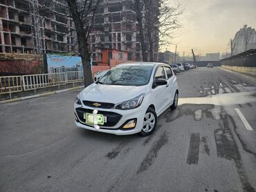 Chevrolet: Chevrolet Spark: 2020 г., 1 л, Вариатор, Бензин, Хэтчбэк — 2
