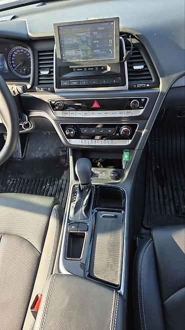 Hyundai: Hyundai Sonata: 2019 г., 2 л, Автомат, Газ, Седан — 10