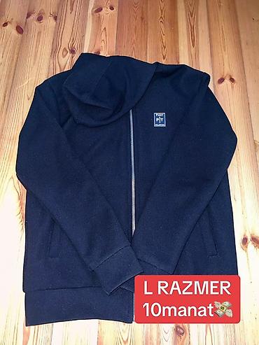 Футболки: Her biri ustunde yazilib giymetde razilasmag olar sondaki L razmerdir — 7