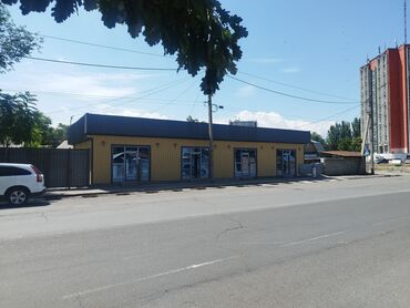 сколько стоит парковочное место: Сдаю Офис, 35 м², В частном доме, 1 линия