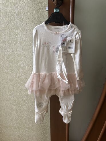 Pencəklər: Bodi, Qız üçün, 0 - 3 ay, Mothercare