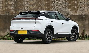 Dongfeng: Dongfeng : 2026 г., Автомат, Электромобиль, Кроссовер — 12