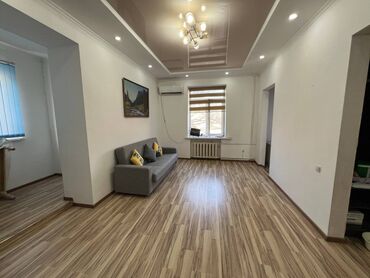 Продажа квартир: 2 комнаты, 48 м², Сталинка, 2 этаж, Евроремонт