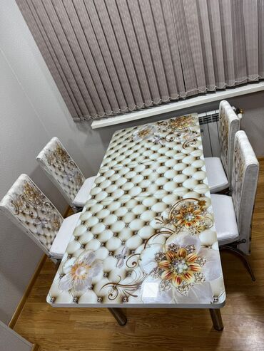 mebel stol stullar: Mətbəx masa dəsti satılır 170₼. ünvan Yasamal. 0605 Sevil1