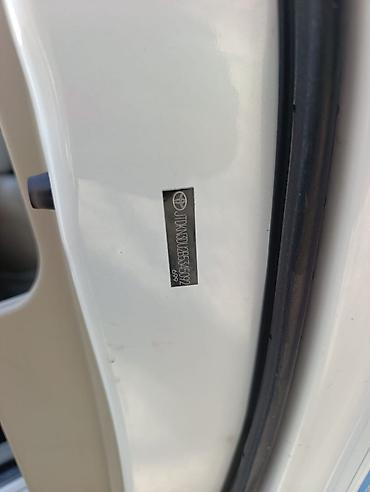 Toyota: Toyota Prius: 2011 г., Гибрид at lalafo.kg — 11 Toyota: Toyota Prius: 2011 г., Гибрид — 11