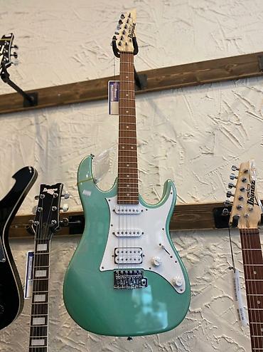 rock gitara: İbanez GRX40-MGN

Ünvan: Nizami küçəsi 42 — 1