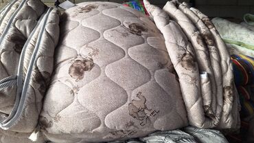 Одеяла и пледы: Одеяло, Новый, Все сезоны, Двусторонний — 7