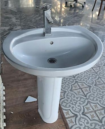 Ev və bağ: Ayaqlı əl-üz yuma lavabosu və kran dəsti - Material: keramika ayaqlı — 1