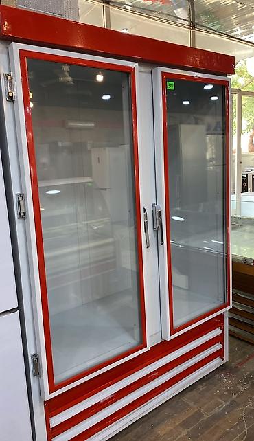 İki qapılı şüşə vitrinli soyuducu - Mağaza, kafe və marketlər üçün