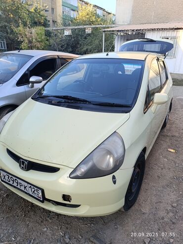 кия жып: Honda Fit: 2003 г., 1.5 л, Автомат, Бензин, Хэтчбэк